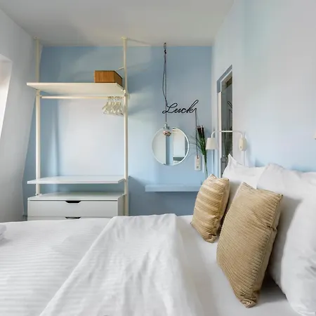 R73 By Domani Aparthotel *